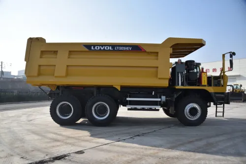 Mining dump truck LT130