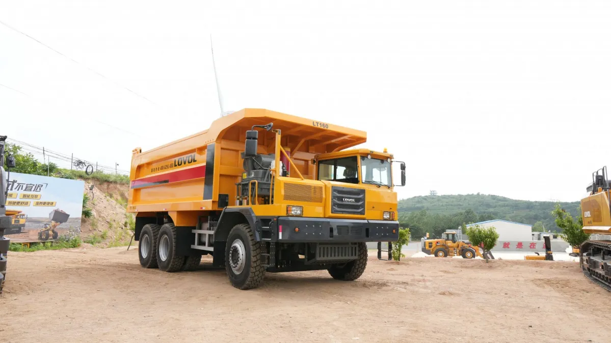Карьерный самосвал LT160